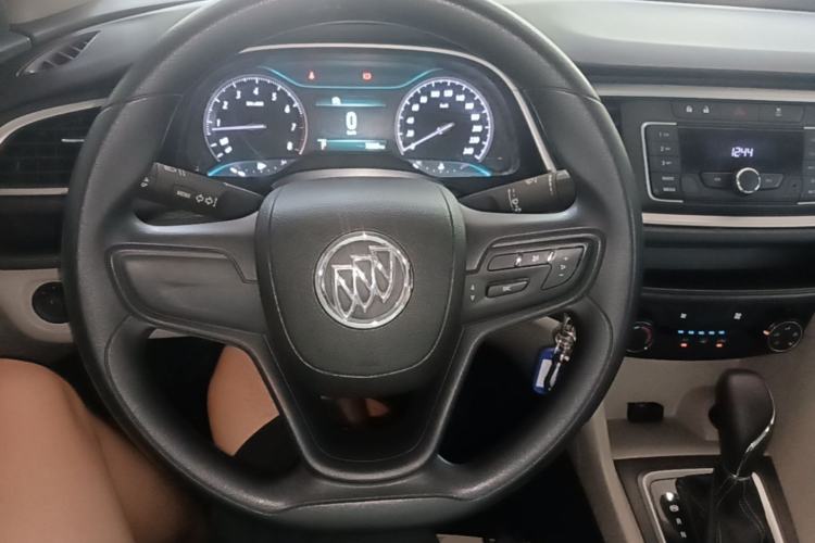 Used Buick GT 2017 15N Automatic Elite Version Steering Wheel