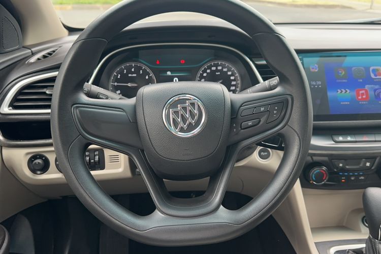 Used Buick GT 2017 15N Automatic Elite Version Steering Wheel