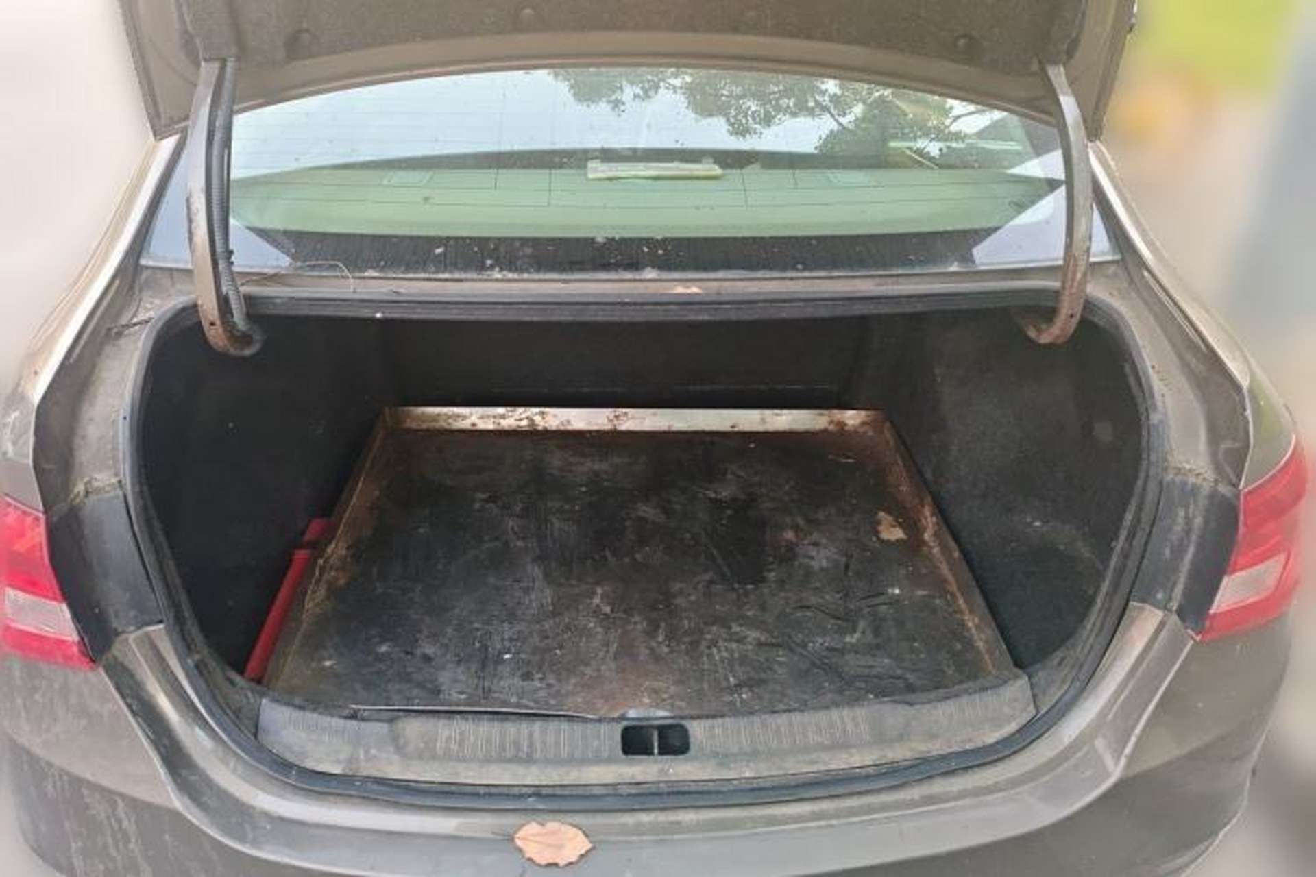 Used Buick GT 2017 15N Manual Entry-Level Trim Trunk