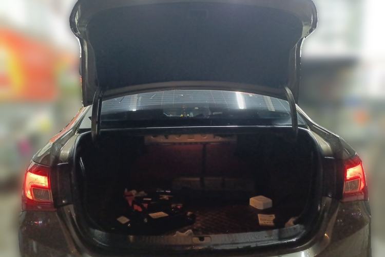 Used Buick GT 2017 15N Manual Elite Version Trunk