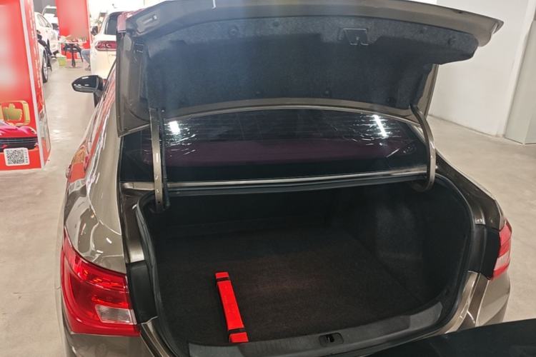 Used Buick GT 2017 15N Automatic Entry-Level Trim Trunk