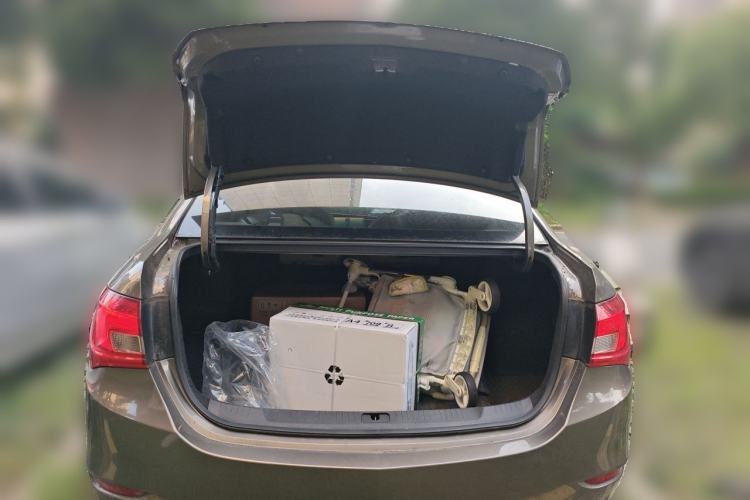 Used Buick GT 2017 15N Automatic Entry-Level Trim Trunk