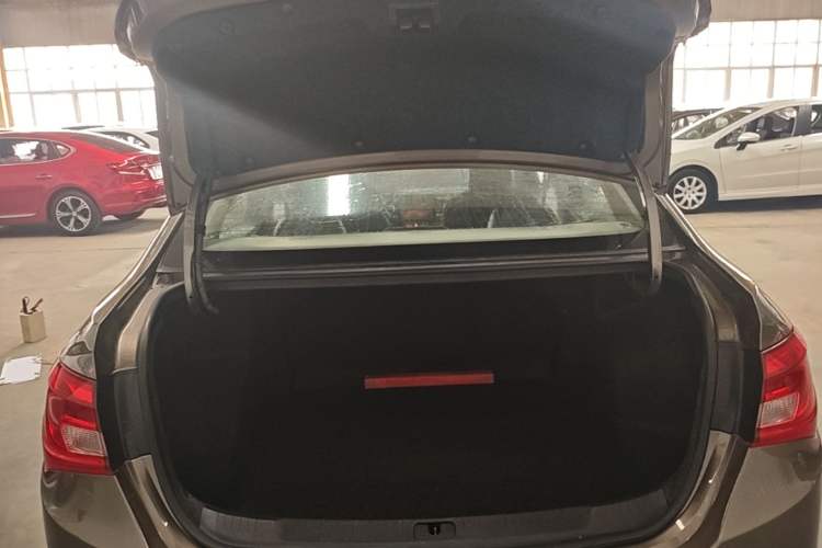 Used Buick GT 2017 15N Automatic Entry-Level Trim Trunk