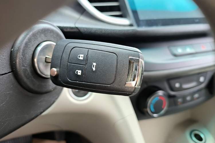 Used Buick GT 2017 15N Automatic Elite Version Vehicle Key