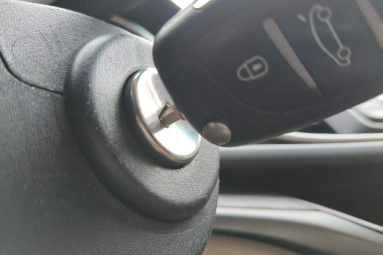 Used Buick GT 2017 15N Automatic Elite Version Vehicle Key