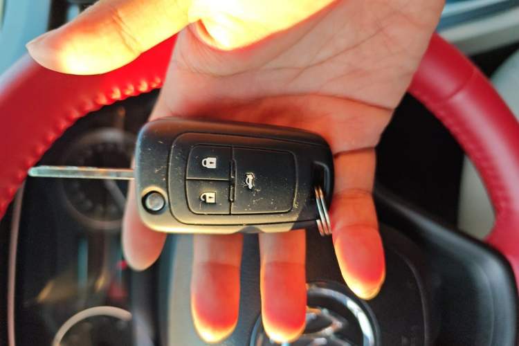 Used Buick GT 2017 15N Automatic Elite Version Vehicle Key