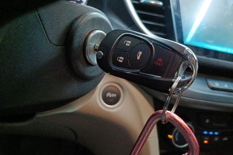 Used Buick GT 2017 15N Manual Elite Version Vehicle Key