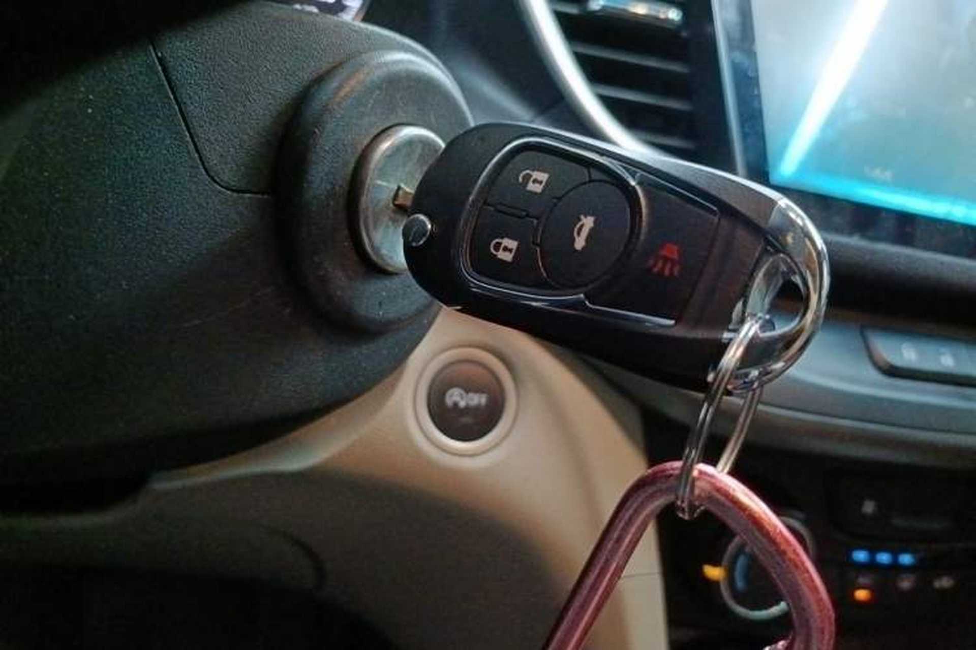 Used Buick GT 2017 15N Manual Elite Version Vehicle Key