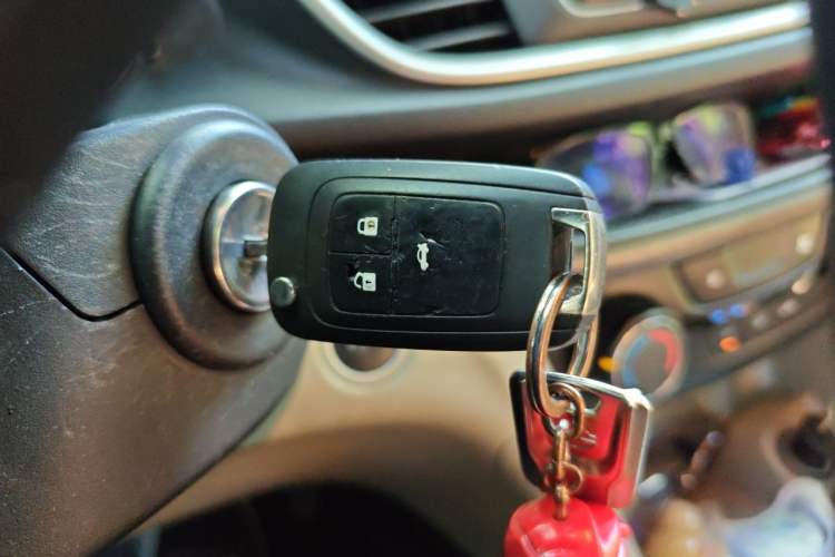 Used Buick GT 2017 15N Automatic Entry-Level Trim Vehicle Key
