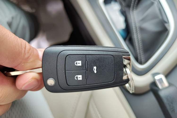Used Buick GT 2017 15N Automatic Elite Version Vehicle Key