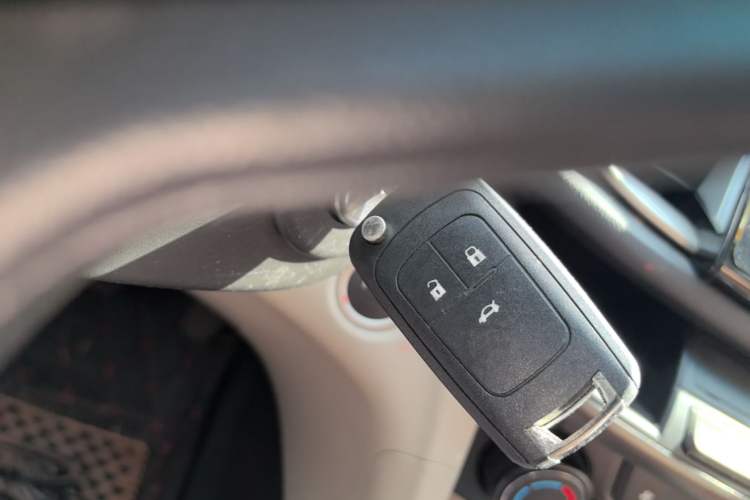 Used Buick GT 2017 15N Automatic Elite Version Vehicle Key