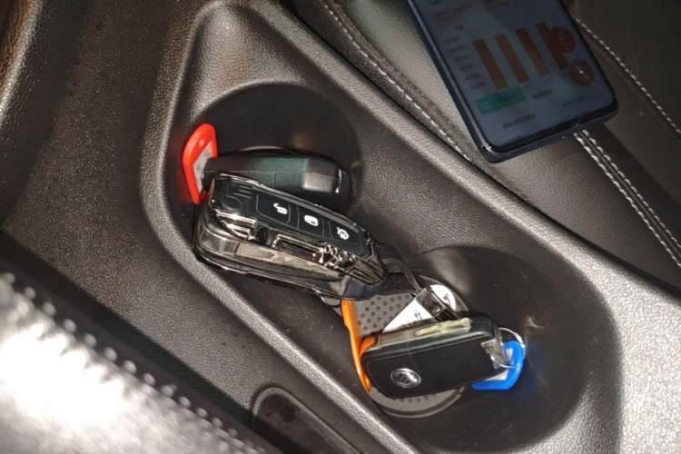 Used Buick GT 2017 15N Automatic Deluxe Edition Vehicle Key