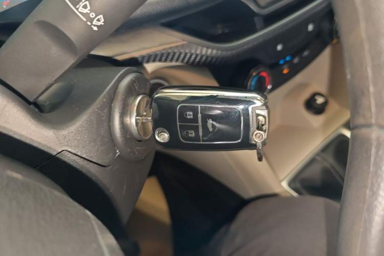 Used Buick GT 2017 15N Manual Elite Version Vehicle Key