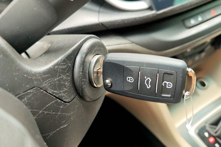 Used Buick GT 2017 15N Automatic Elite Version Vehicle Key