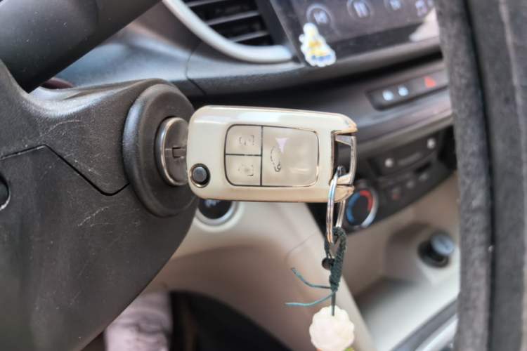 Used Buick GT 2017 15N Automatic Elite Version Vehicle Key