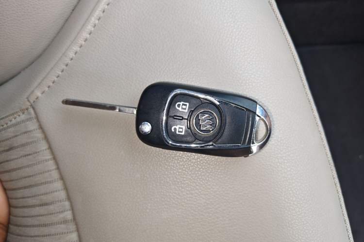 Used Buick GT 2017 15N Automatic Elite Version Vehicle Key