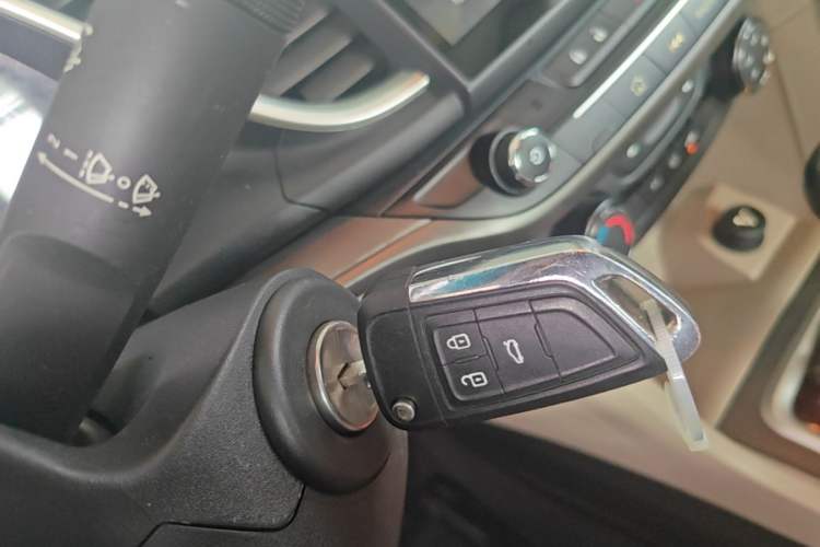 Used Buick GT 2017 15N Automatic Elite Version Vehicle Key