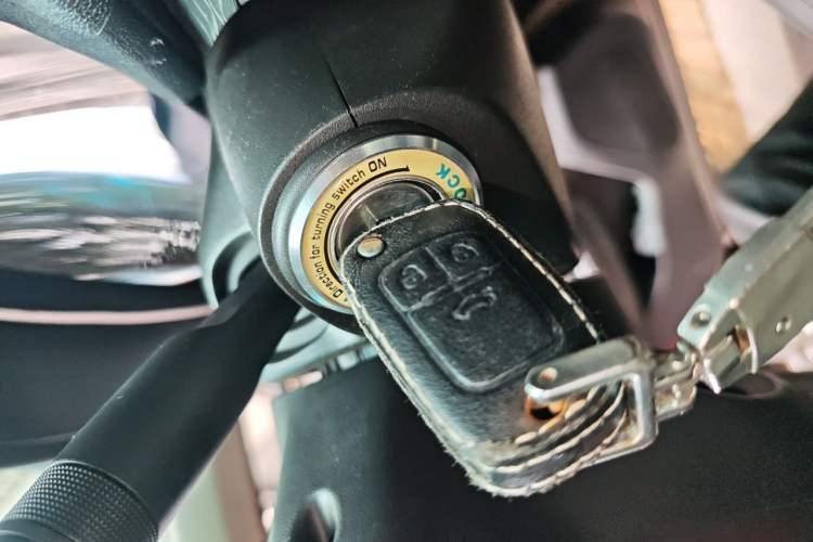 Used Buick GT 2017 15N Automatic Elite Version Vehicle Key