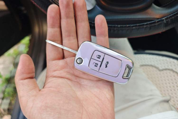 Used Buick GT 2017 15N Automatic Entry-Level Trim Vehicle Key