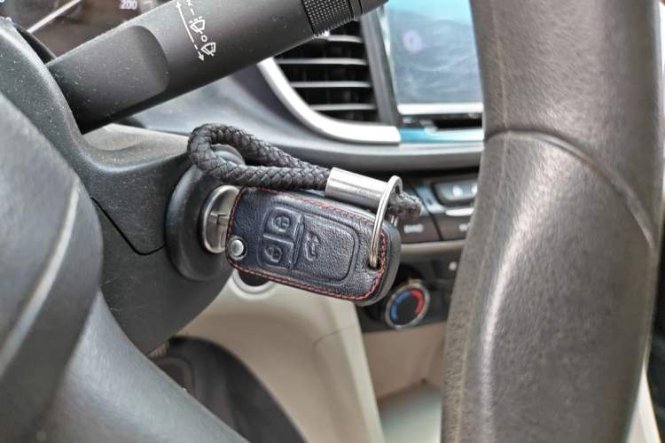 Used Buick GT 2017 15N Automatic Entry-Level Trim Vehicle Key