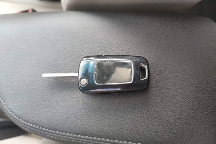Used Buick GT 2017 15N Automatic Elite Version Vehicle Key