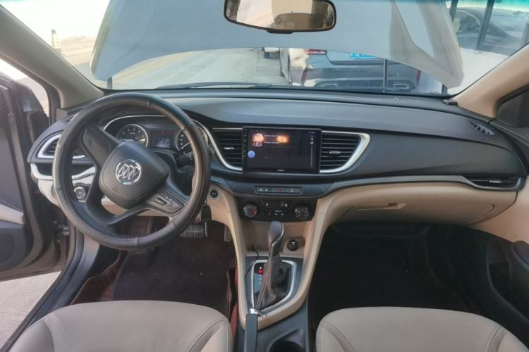 Used Buick GT 2017 15N Automatic Entry-Level Trim Center Console