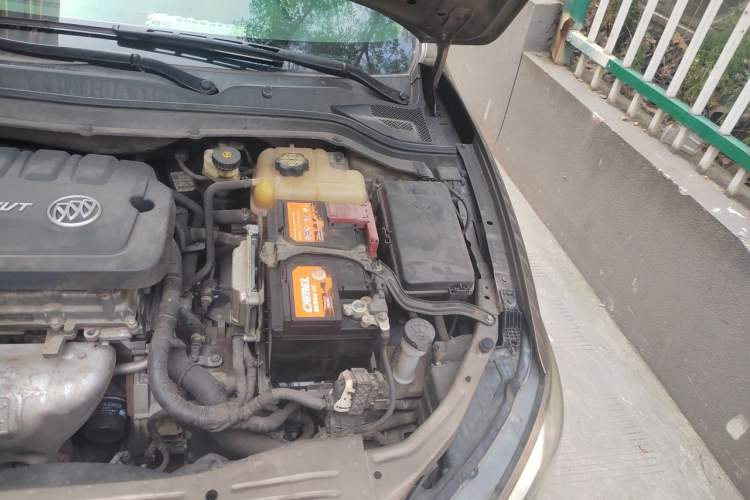 Used Buick GT 2017 15N Automatic Deluxe Edition Engine Bay Left