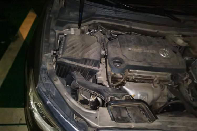 Used Buick GT 2017 15N Automatic Elite Version Engine Bay Right