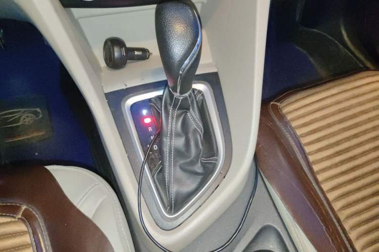 Used Buick GT 2017 15N Automatic Elite Version Gear Lever