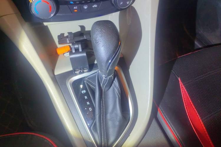 Used Buick GT 2017 15N Automatic Entry-Level Trim Gear Lever