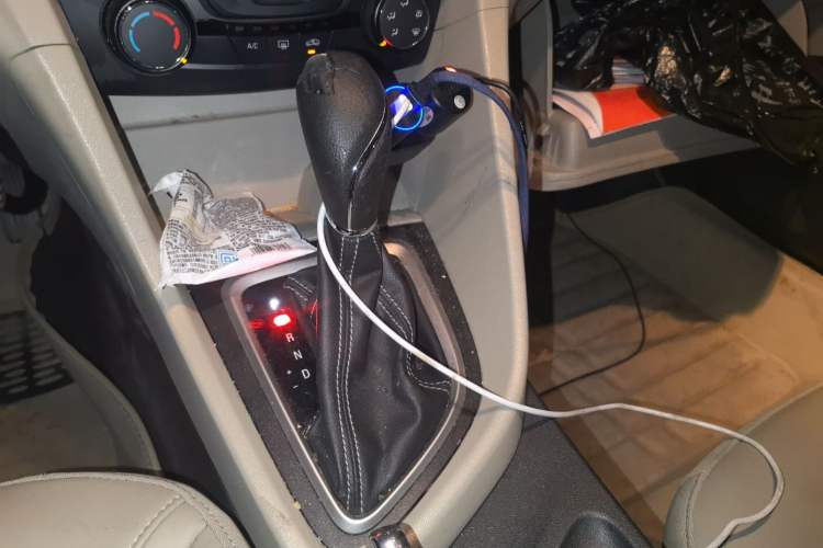 Used Buick GT 2017 15N Automatic Elite Version Gear Lever