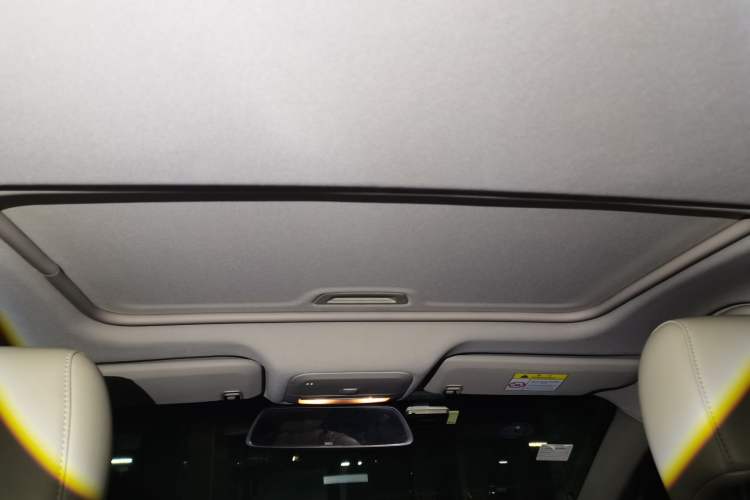 Used Buick GT 2017 15N Automatic Elite Version Headliner