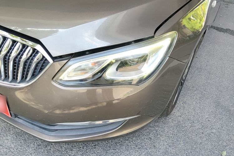 Used Buick GT 2017 15N Automatic Deluxe Edition Left Front Headlight