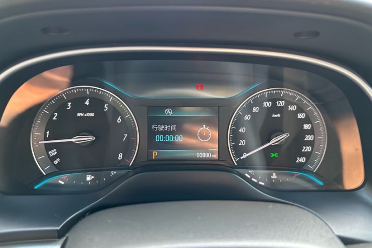 Used Buick GT 2017 15N Automatic Elite Version Odometer Close Up