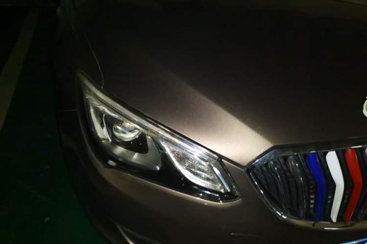 Used Buick GT 2017 15N Automatic Elite Version Right Front Headlight