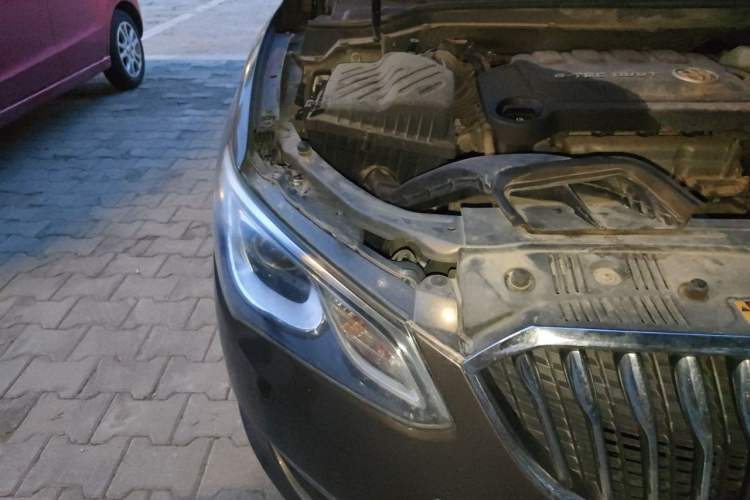Used Buick GT 2017 15N Automatic Elite Version Right Front Headlight