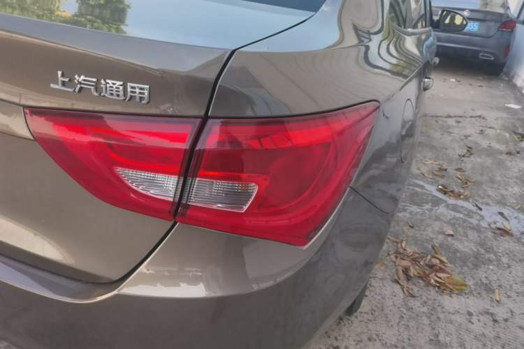 Used Buick GT 2017 15N Automatic Entry-Level Trim Right Rear Taillight