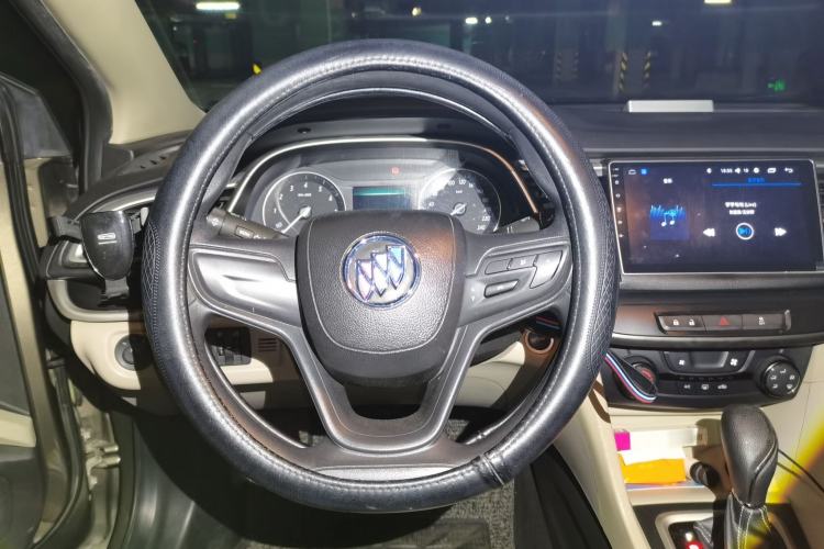Used Buick GT 2017 15N Automatic Elite Version Steering Wheel