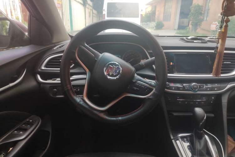 Used Buick GT 2017 15N Automatic Deluxe Edition Steering Wheel