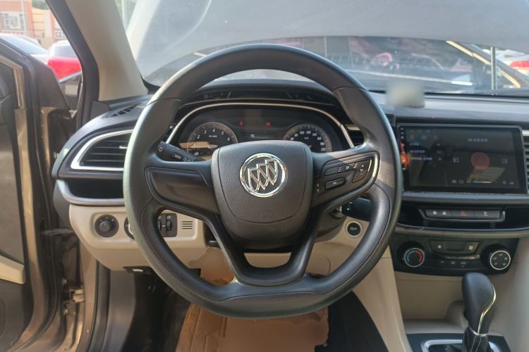 Used Buick GT 2017 15N Automatic Elite Version Steering Wheel