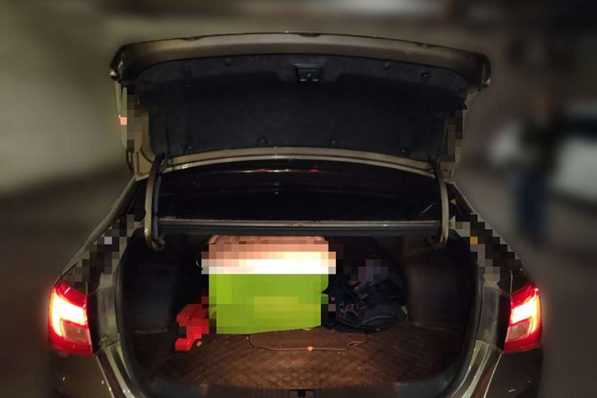 Used Buick GT 2017 15N Automatic Elite Version Trunk