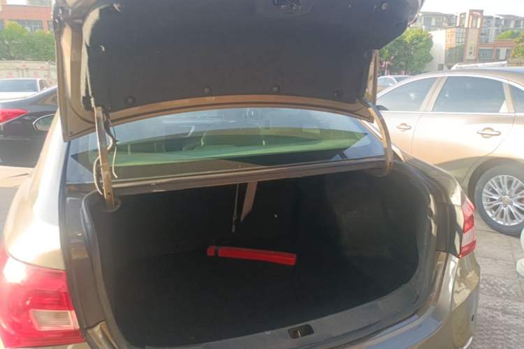 Used Buick GT 2017 15N Automatic Elite Version Trunk