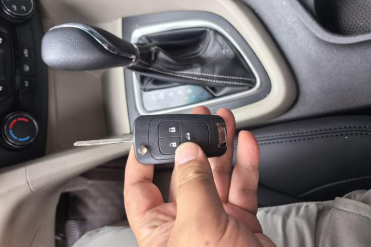 Used Buick GT 2017 15N Automatic Elite Version Vehicle Key