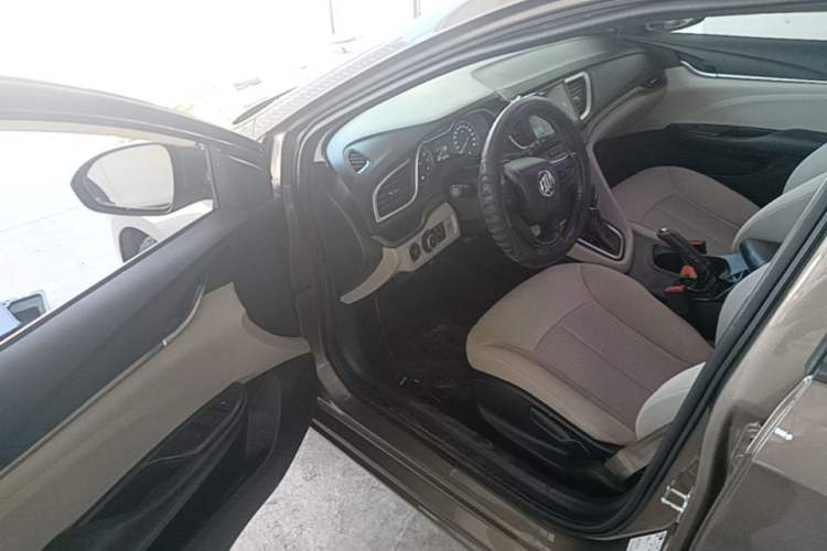 Used Buick GT 2017 15N Automatic Entry-Level Trim Driver Seat