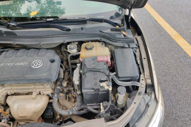 Used Buick GT 2017 15N Manual Entry-Level Trim Engine Bay Left