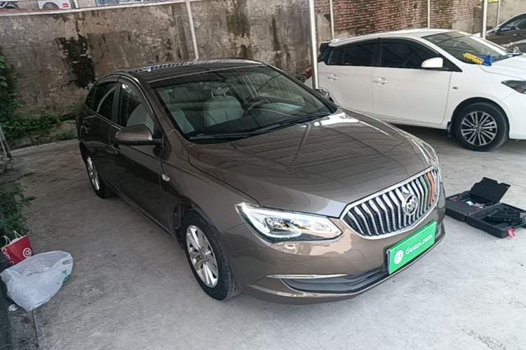Used Buick GT 2017 15N Automatic Entry-Level Trim Front Right 45 Deg