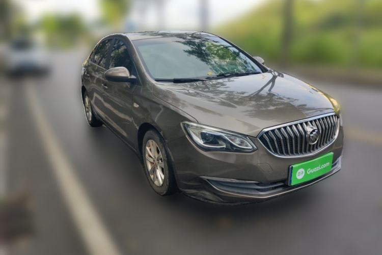 Used Buick GT 2017 15N Manual Entry-Level Trim Front Right 45 Deg