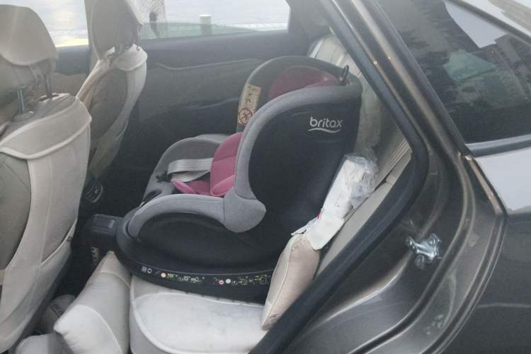 Used Buick GT 2017 15N Automatic Elite Version Left Rear Seat