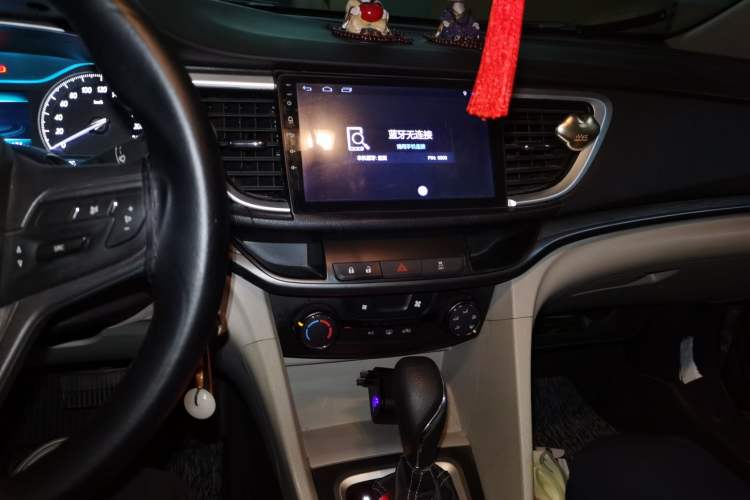 Used Buick GT 2017 18T Dual-Clutch Elite Model Audio And AC Panel