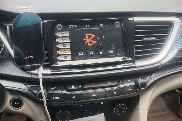 Used Buick GT 2017 15N Manual Elite Version Audio And AC Panel